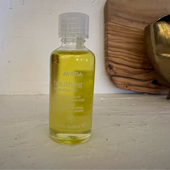 NEW Aveda beautifying composition oil - Picture 1 of 4